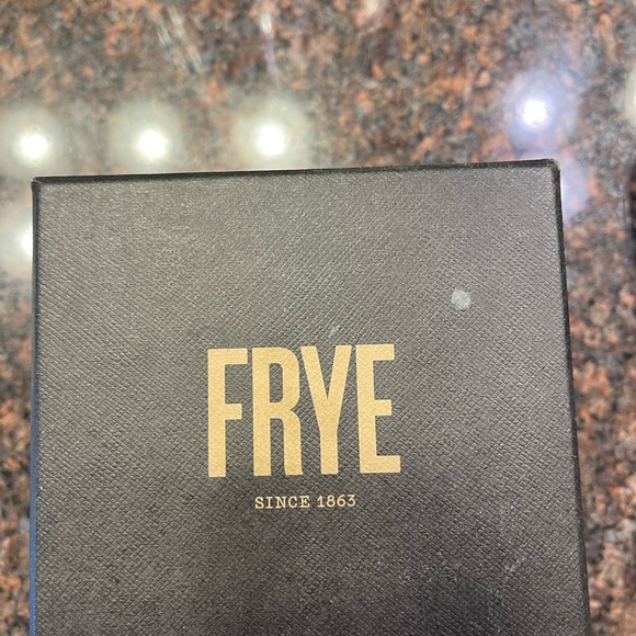 Men’s wrist watch - brand new with tags -  never used. - Picture 3 of 4